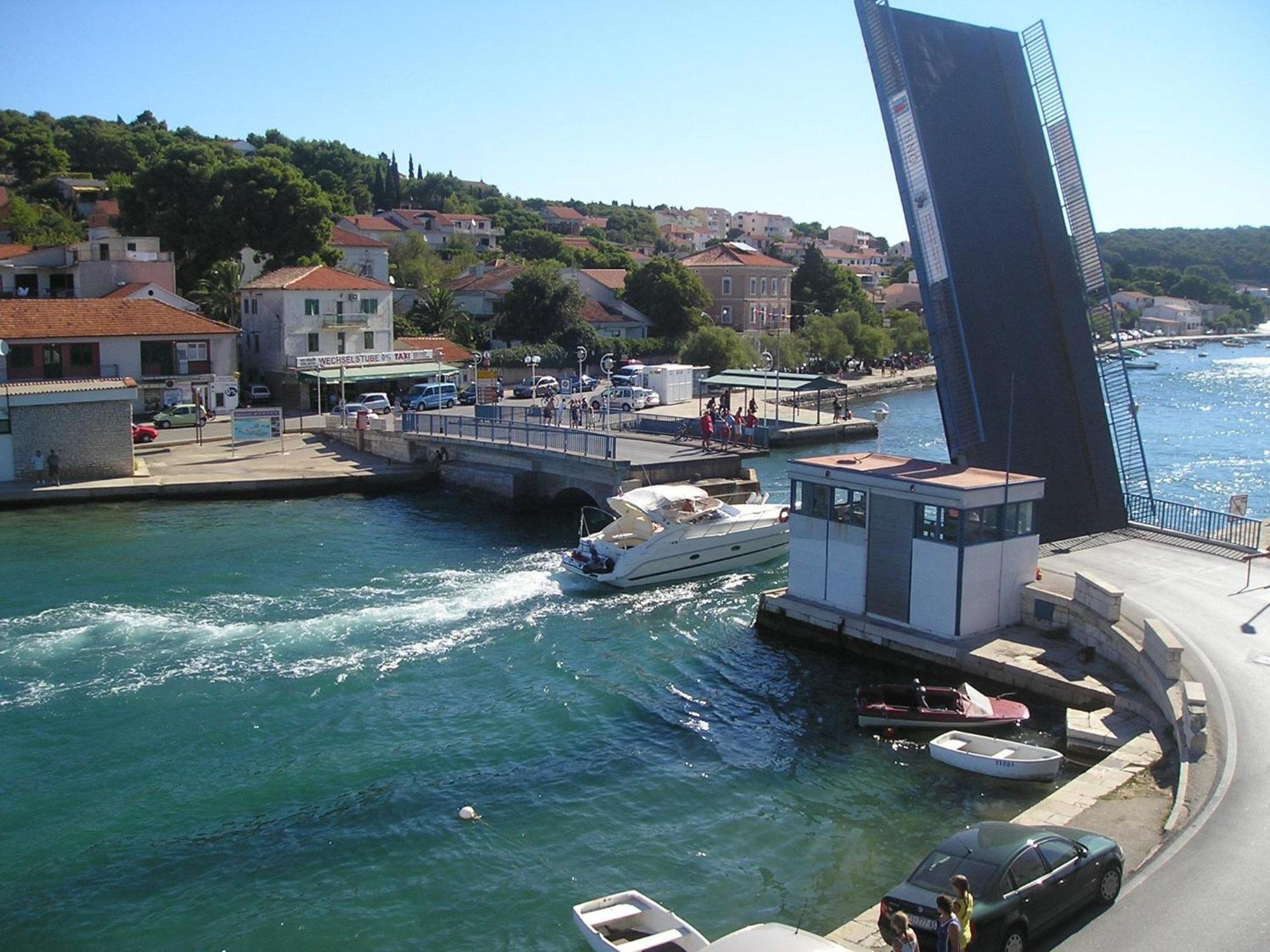 Apartament Luna Tisno