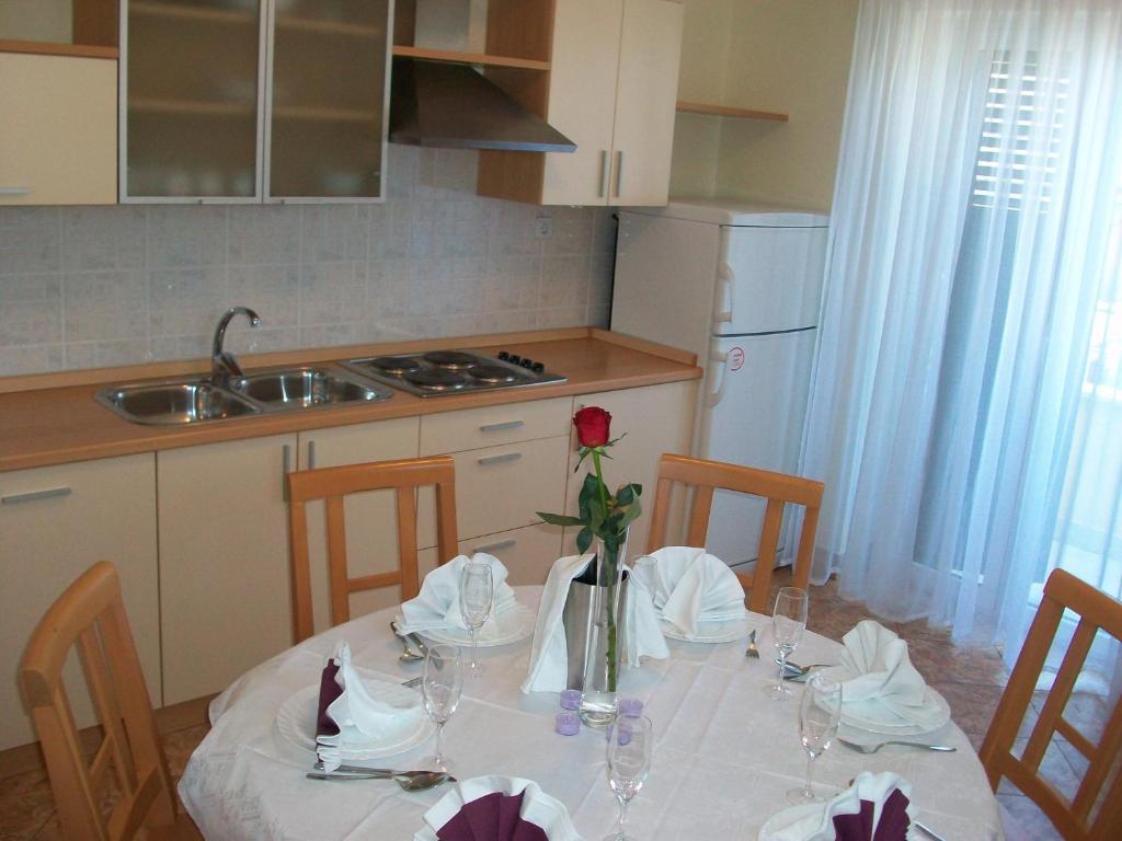 Apartament Luna Tisno